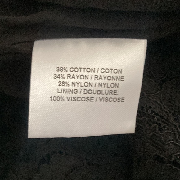 JUDITH & CHARLES black lace top size 8 - Picture 7 of 13
